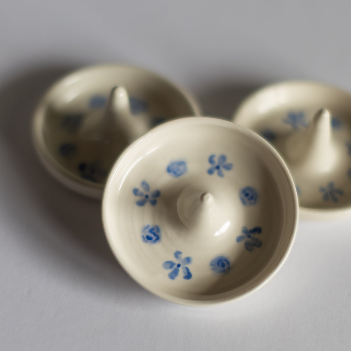 MYSTERY ITEM | Floral Porcelain Ring Dish