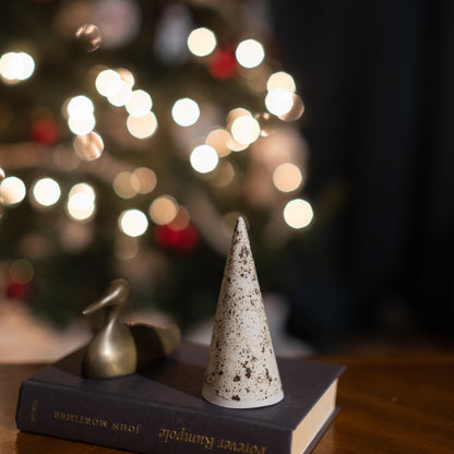 Medium Tree in Speckled White