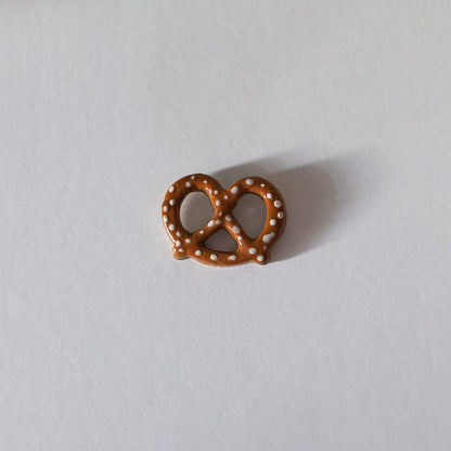 Pretzel Ceramic Magnet