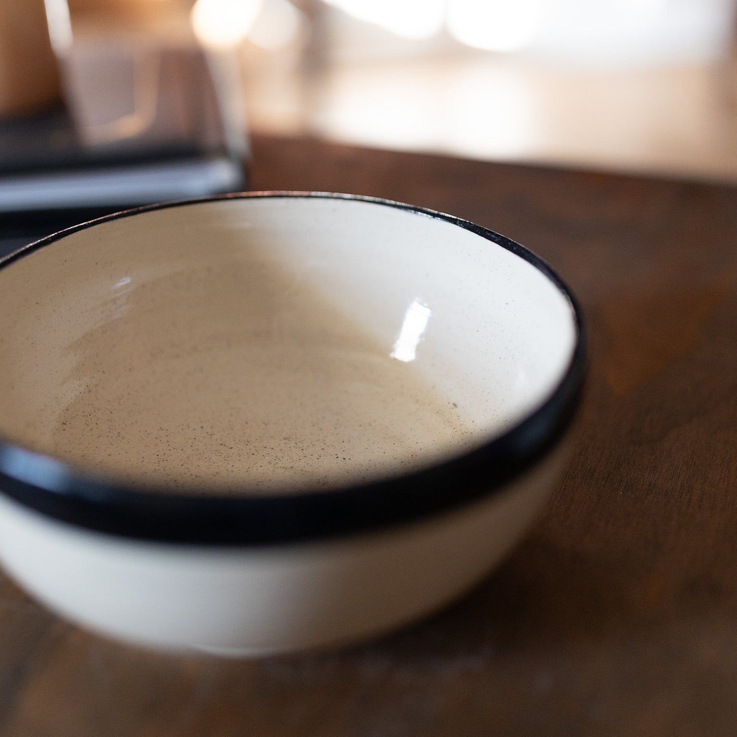 Dinner Bowl in Banded Black