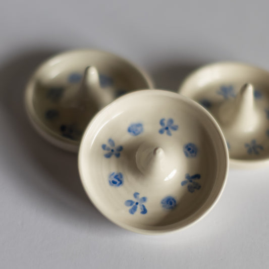 Scattered Floral Porcelain Ring Dish